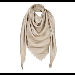 Louis Vuitton Shine shawl